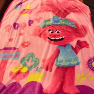 Trolls blanket